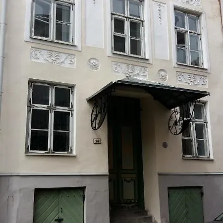 Rataskaevu 14 *